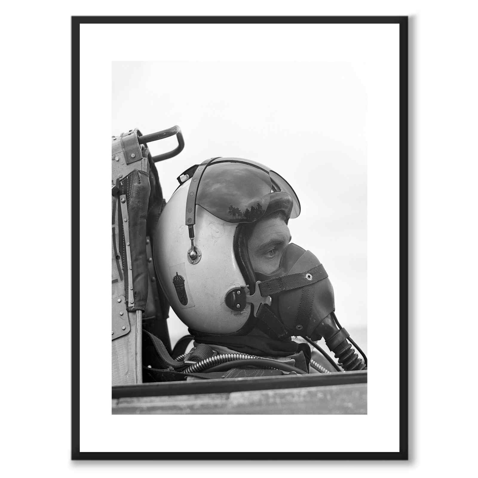 Svenska Flygvapnet som historiskt fotografi och poster från Historly – med vit kant utan titel