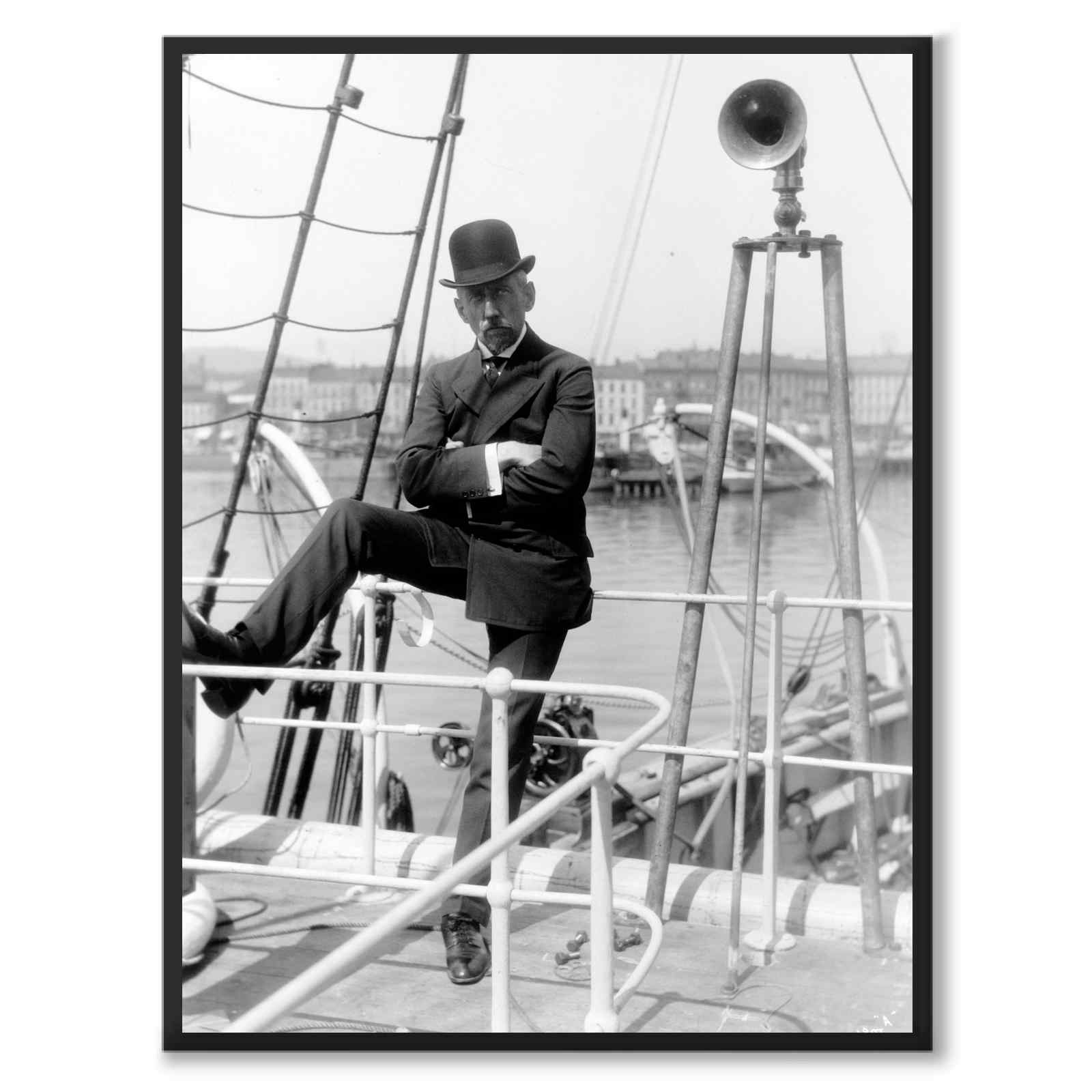 Roald Amundsen som historiskt fotografi och poster från Historly – helbild utan vit kant