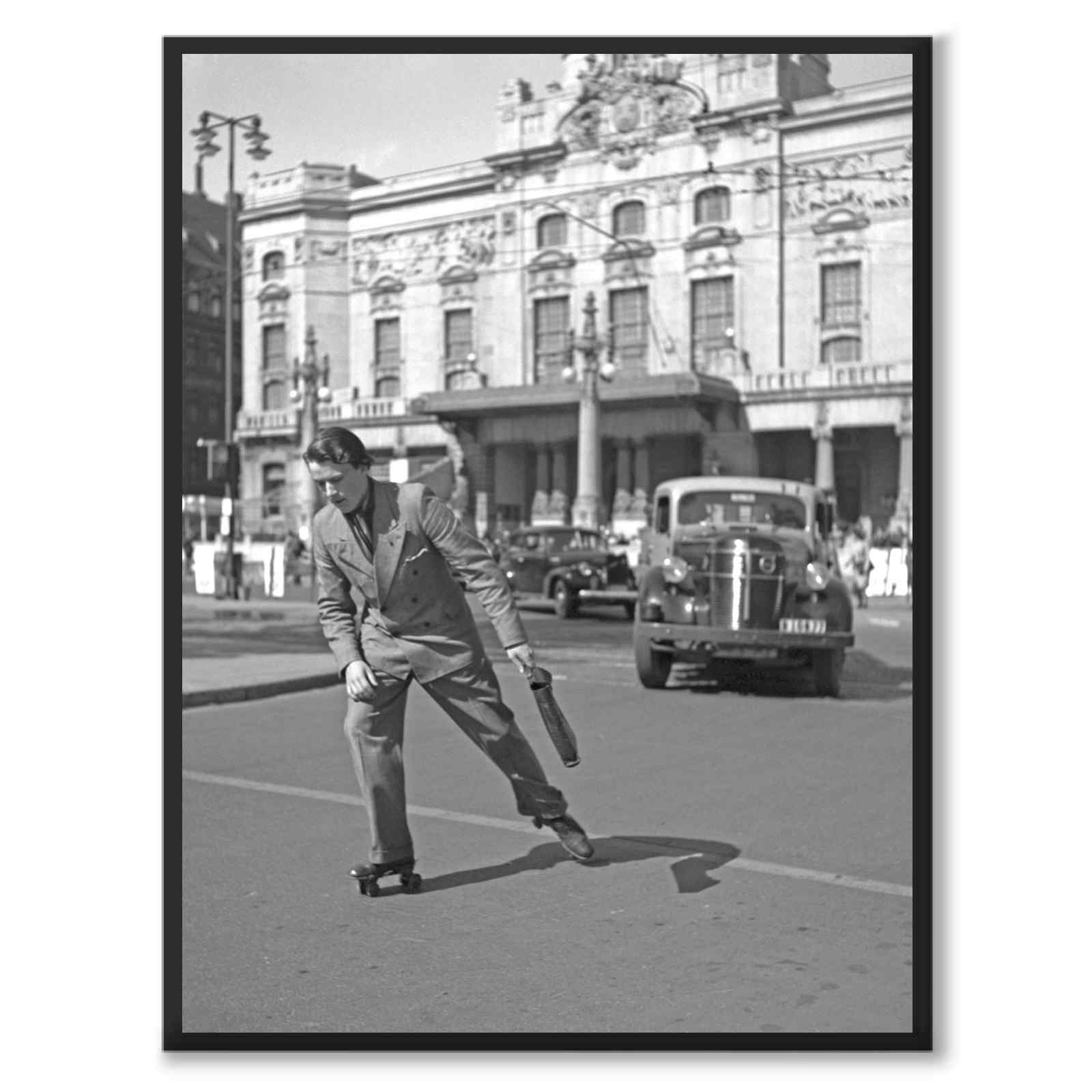 Nybroplan 1943 as a historic photograph and poster from Historly – full image without white border