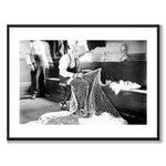 Mending Tennis Net -- Sailor's Snug Harbor af Bain News Service som plakat – hvid kant