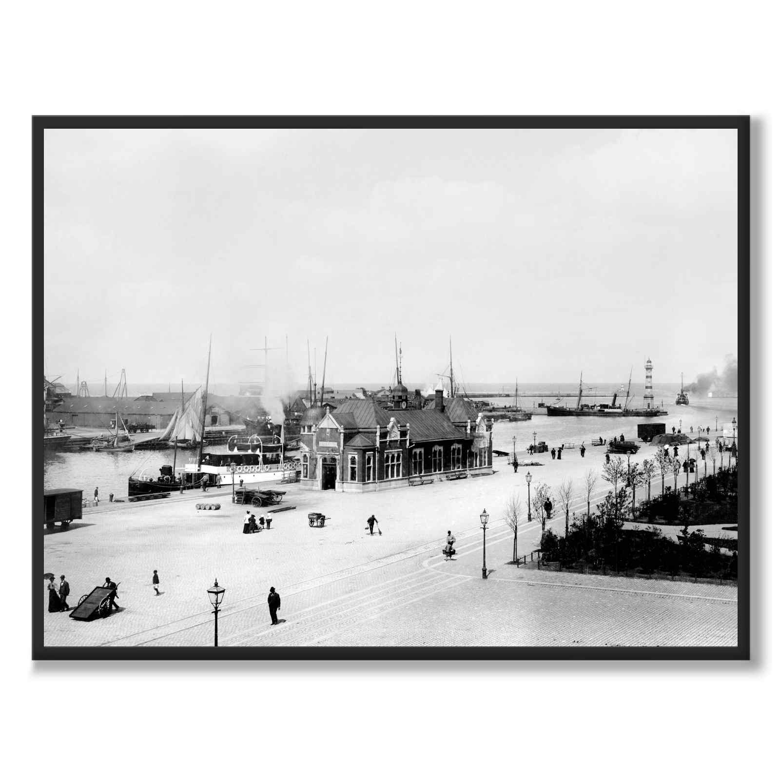 Port of Malmö 1894 som historiskt fotografi och poster från Historly – helbild utan vit kant