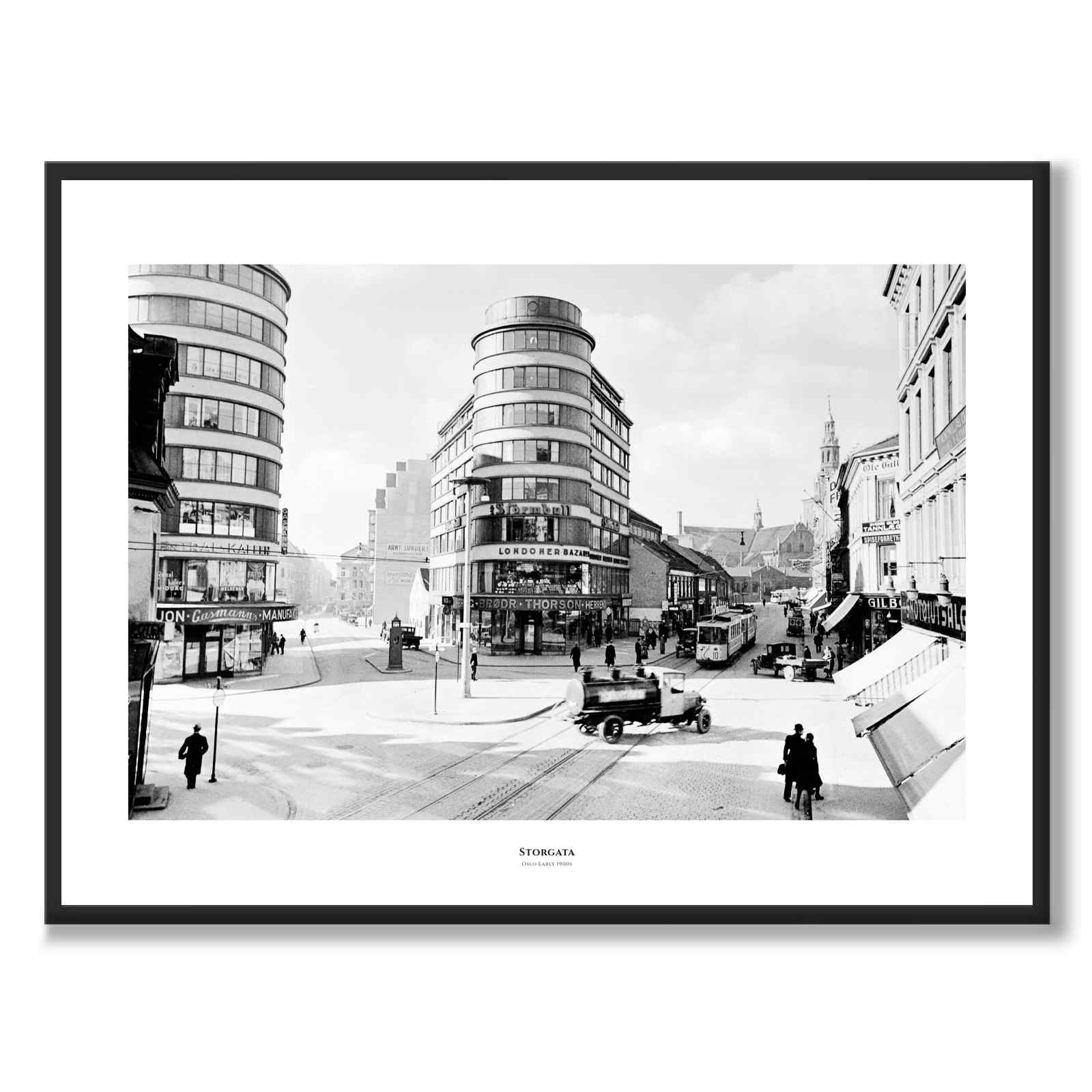Storgata, Oslo som historiskt fotografi och poster från Historly – med vit kant och titel