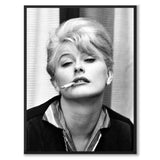 Monica Zetterlund som historiskt fotografi och poster från Historly – helbild utan vit kant