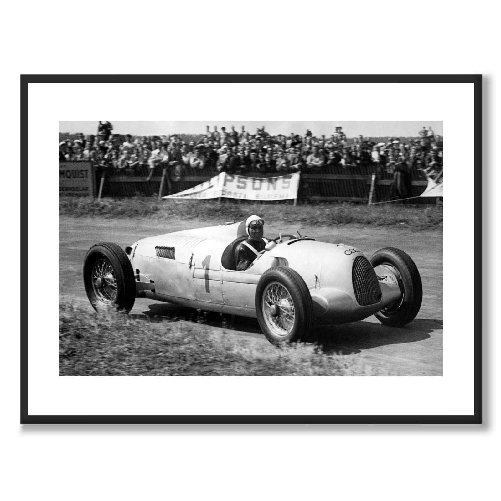 Saxtorp Grand Prix som historiskt fotografi och poster från Historly – med vit kant utan titel