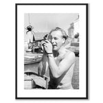 Swedish Summer som historiskt fotografi och poster från Historly – med vit kant utan titel
