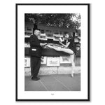 Paris som historiskt fotografi och poster från Historly – med vit kant och titel
