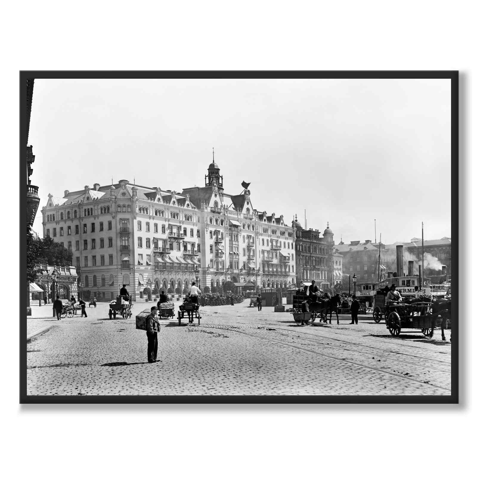 Grand Hotel som historisk Stockholmsposter från Historly – helbild utan vit kant