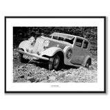 Off-Roading som historiskt fotografi och poster från Historly – med vit kant och titel