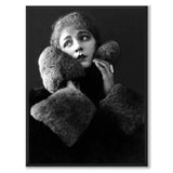 Roaring Twenties som historiskt fotografi och poster från Historly – helbild utan vit kant
