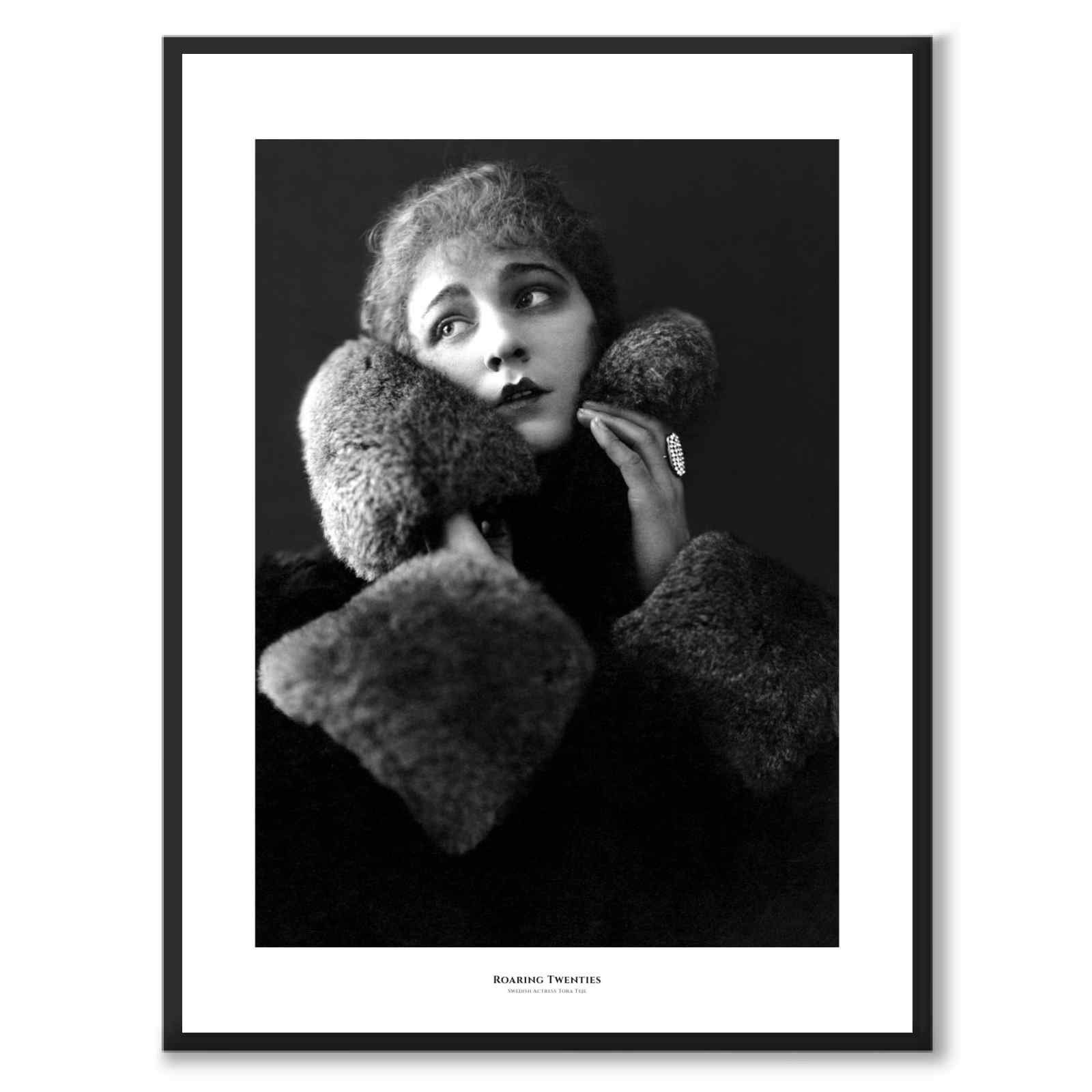 Roaring Twenties som historiskt fotografi och poster från Historly – med vit kant och titel
